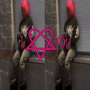 Meet your Posher, Couture.